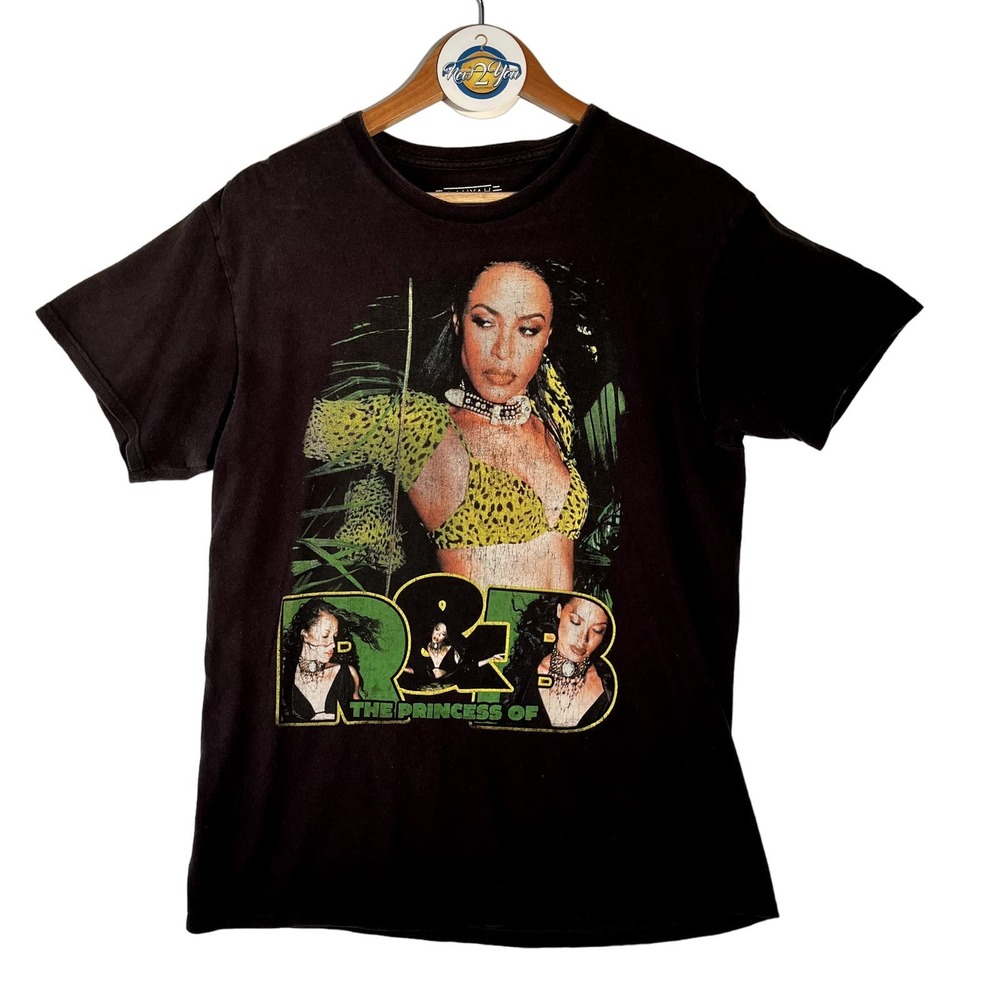 Aaliyah Princess of R&B Graphic Tee